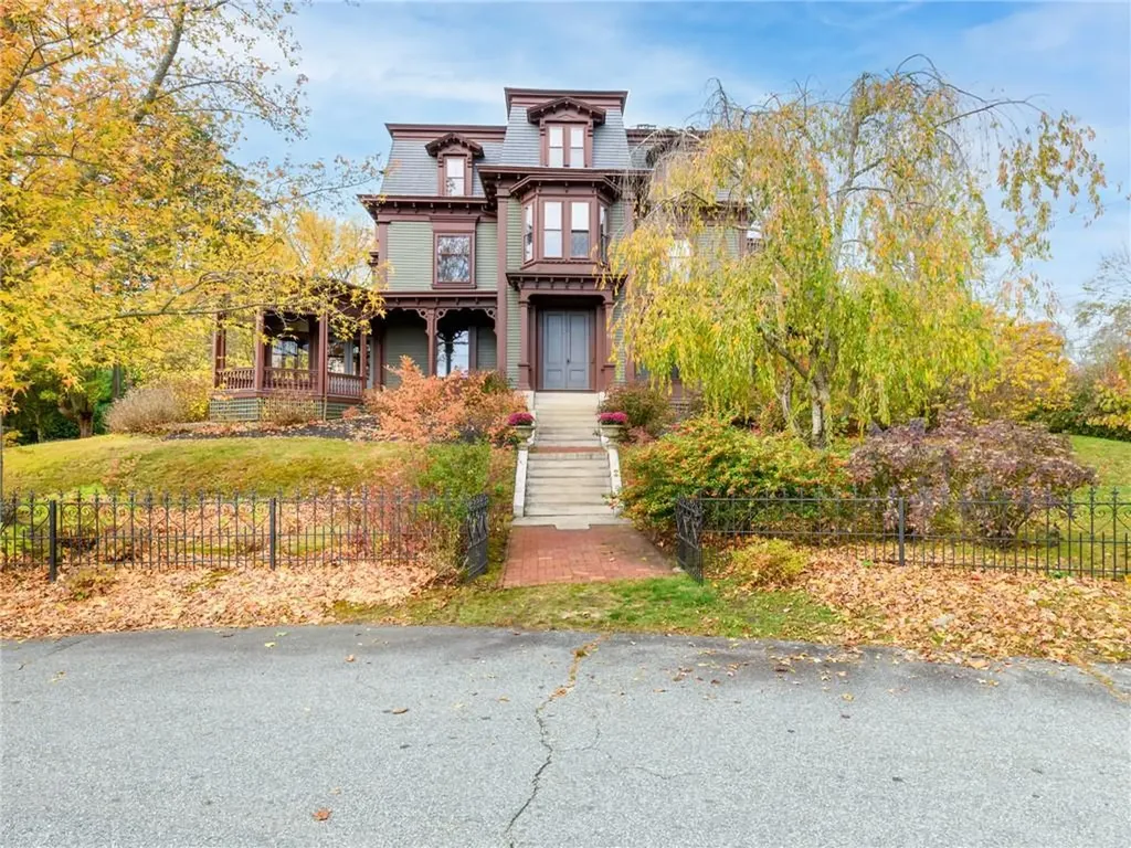 51 Hesper Drive Warwick RI 02818