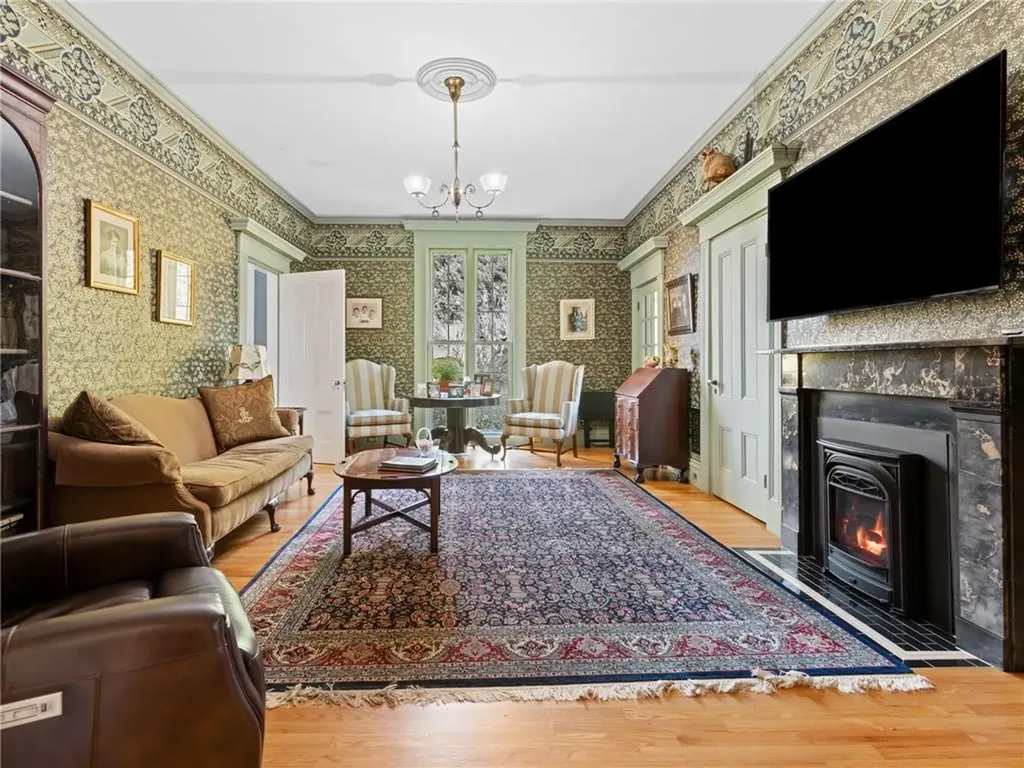 51 Hesper Drive Warwick RI 02818