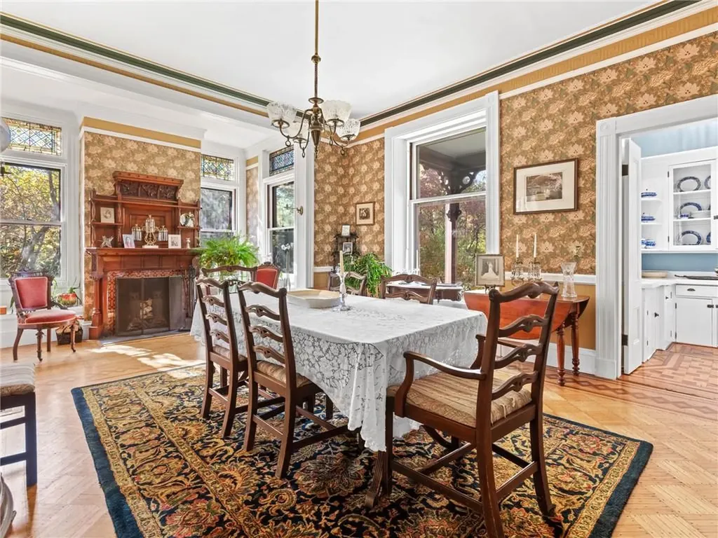 51 Hesper Drive Warwick RI 02818