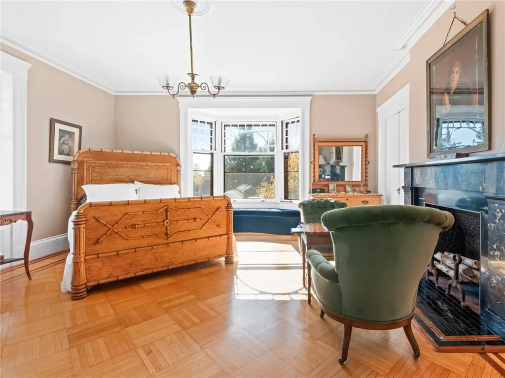 51 Hesper Drive Warwick RI 02818