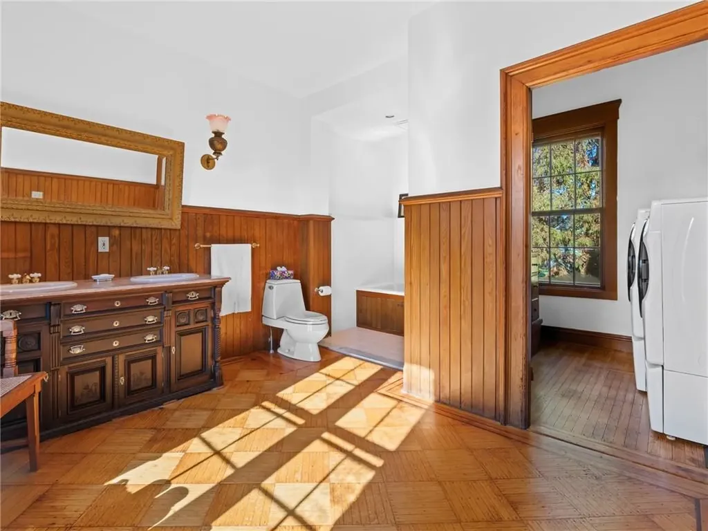 51 Hesper Drive Warwick RI 02818