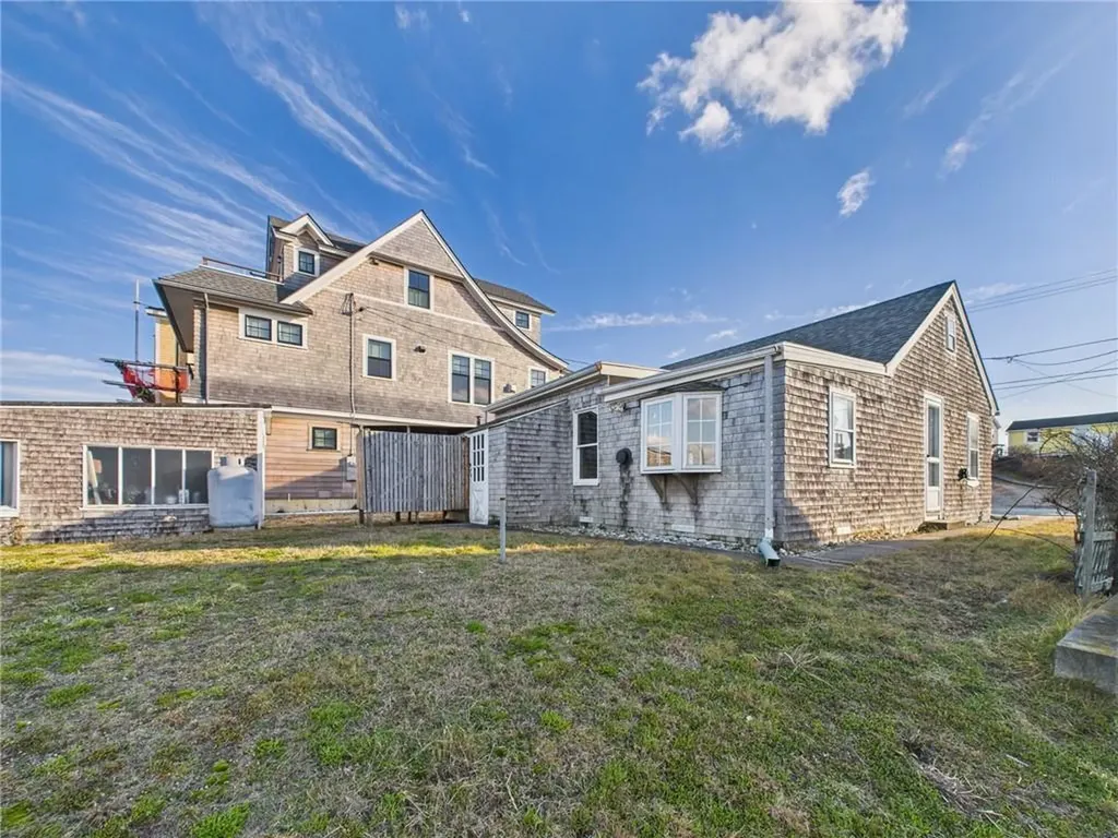1140 Succotash Road Narragansett RI 02879