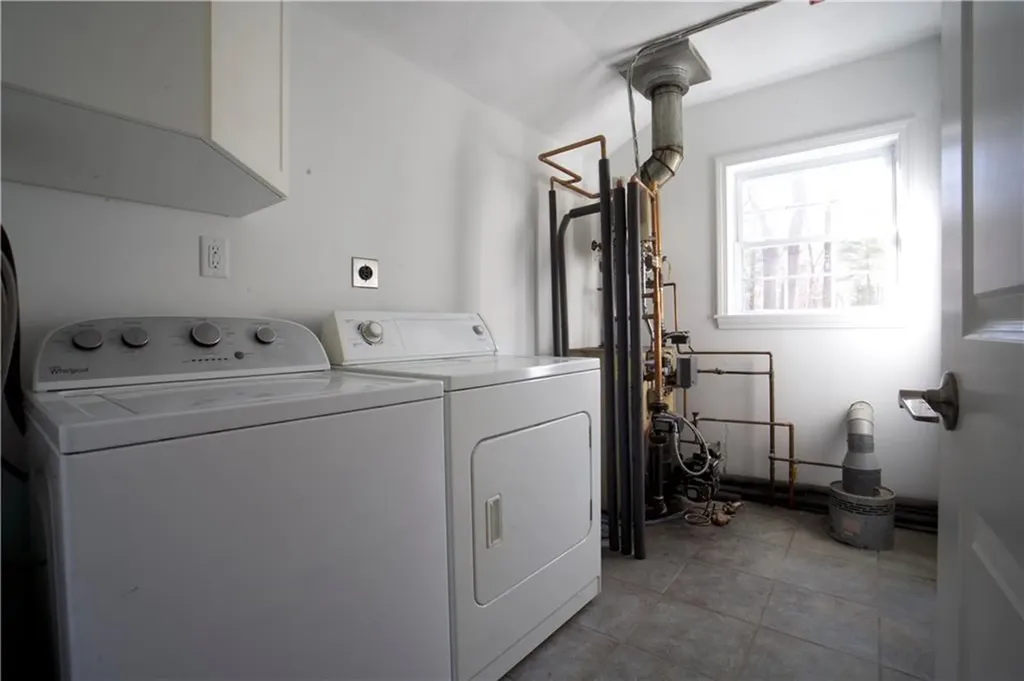 1268 Main Street Coventry RI 02816