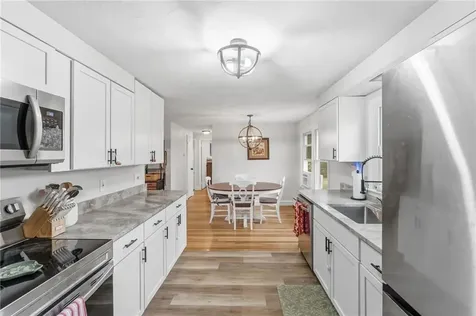 31 Charles Street North Kingstown RI 02852