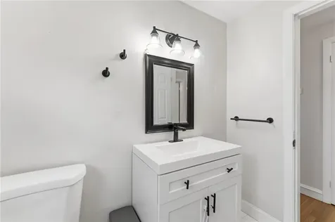 31 Charles Street North Kingstown RI 02852