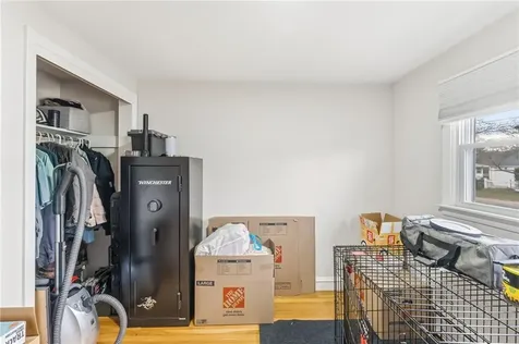 31 Charles Street North Kingstown RI 02852