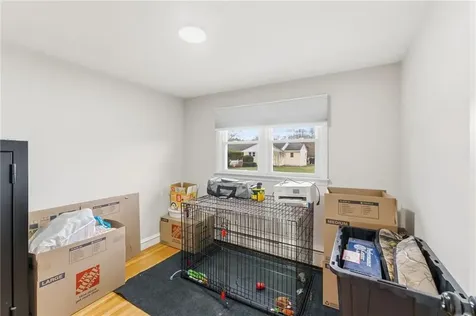 31 Charles Street North Kingstown RI 02852