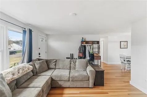 31 Charles Street North Kingstown RI 02852