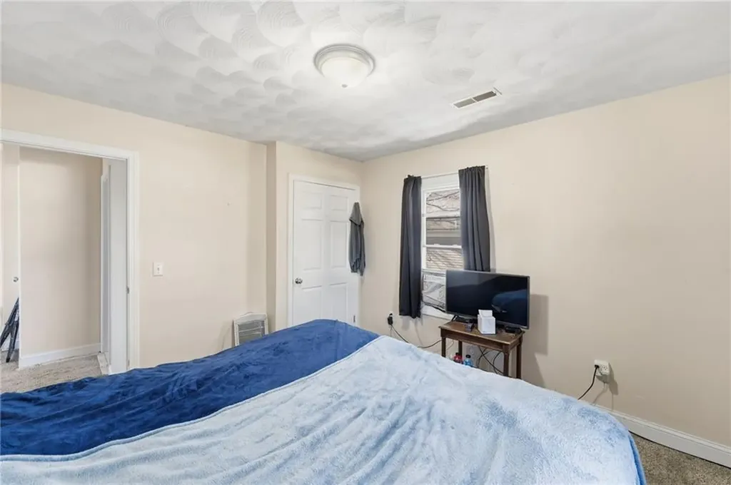 18 Francis Street Coventry RI 02816