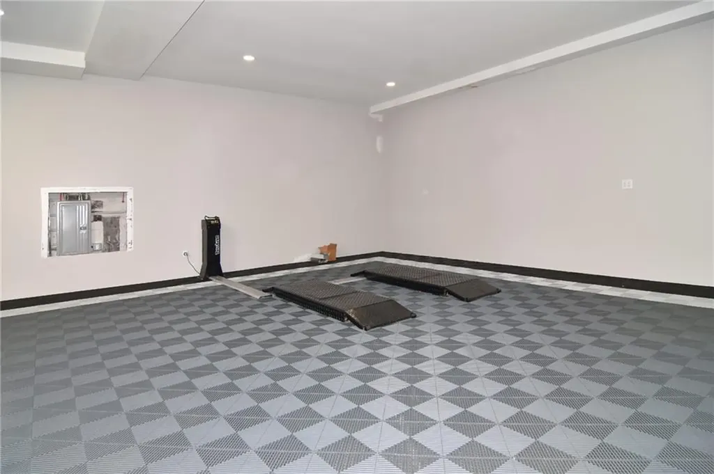 1361 Mineral Spring Avenue North Providence RI 02904