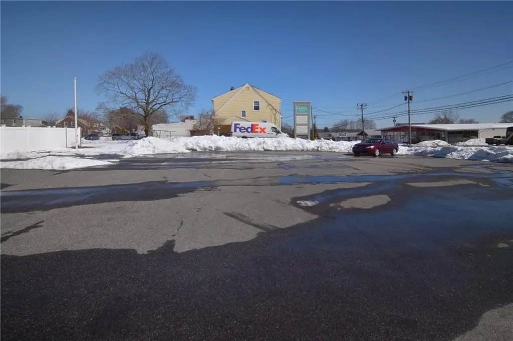 1361 Mineral Spring Avenue North Providence RI 02904