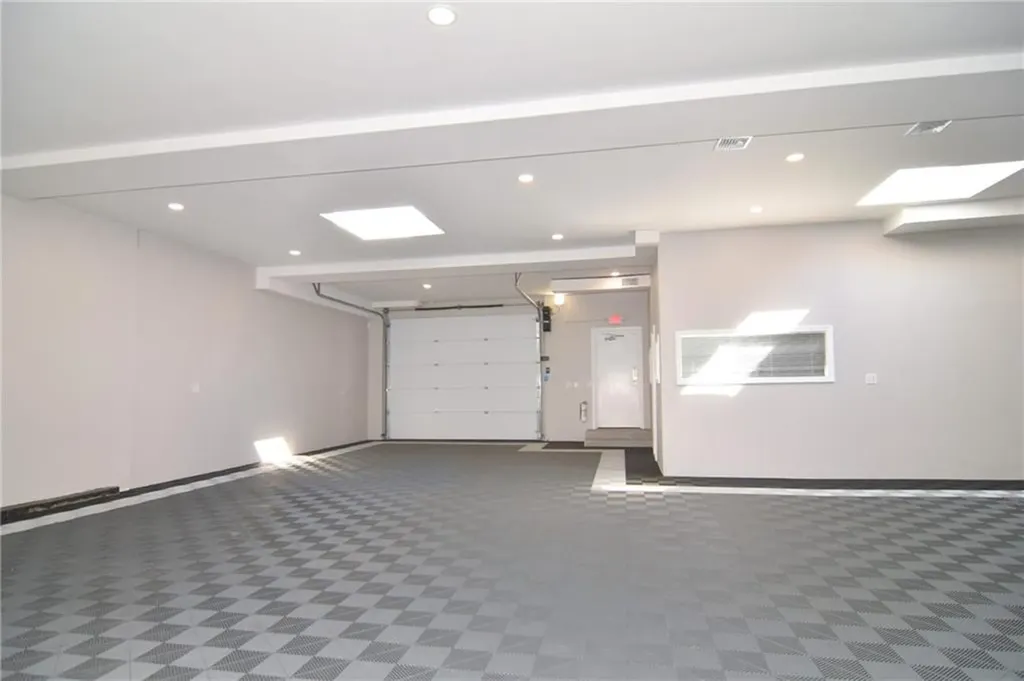 1361 Mineral Spring Avenue North Providence RI 02904