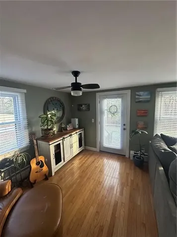 16 Smith Street Bristol RI 02890