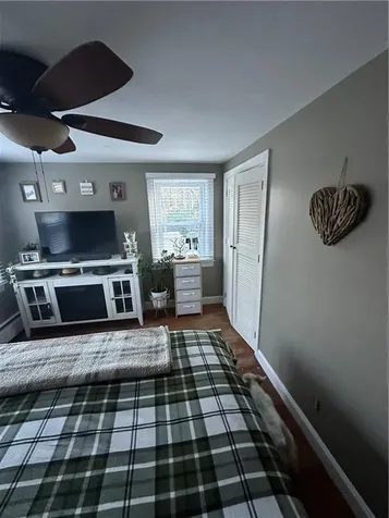 16 Smith Street Bristol RI 02890