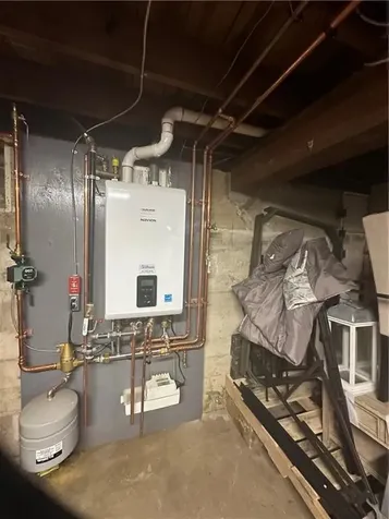 16 Smith Street Bristol RI 02890