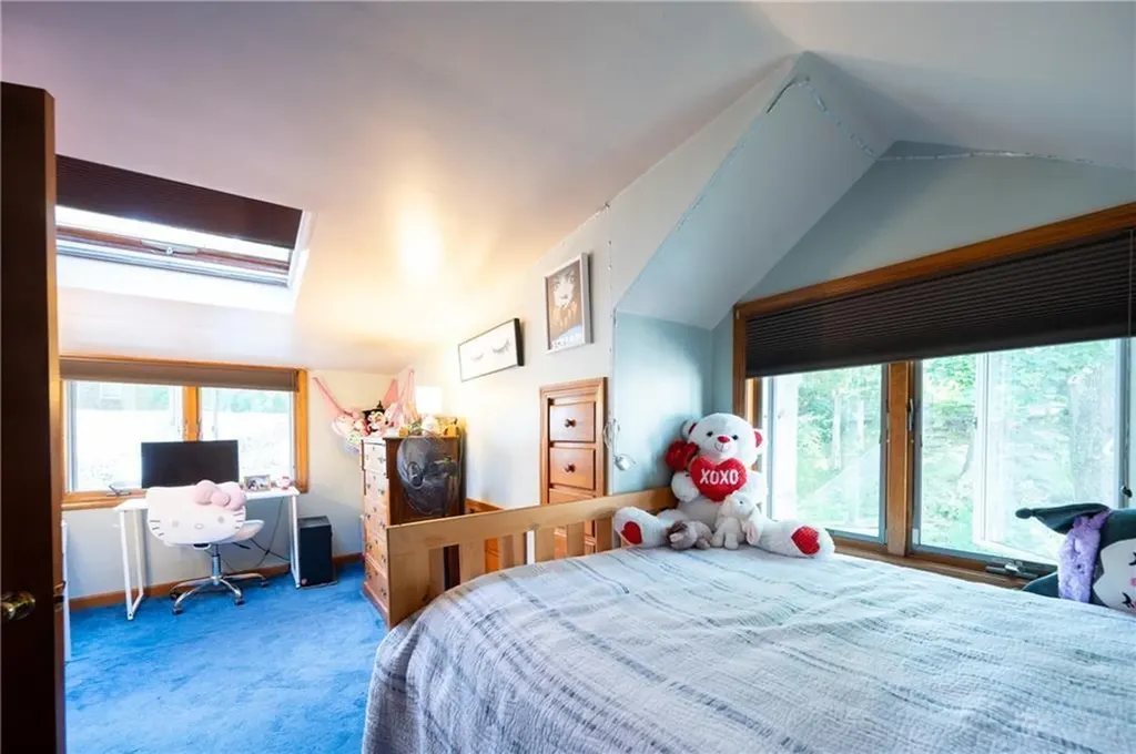 22 Harrison Street Bristol RI 02809