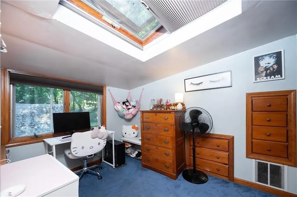 22 Harrison Street Bristol RI 02809