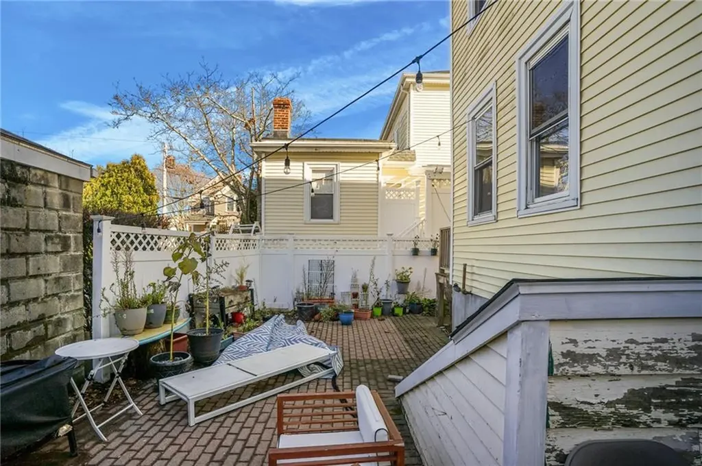 26 Atlantic Street Newport RI 02840