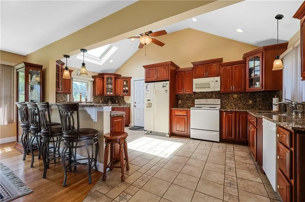 240 Smith Street Attleboro MA 02703