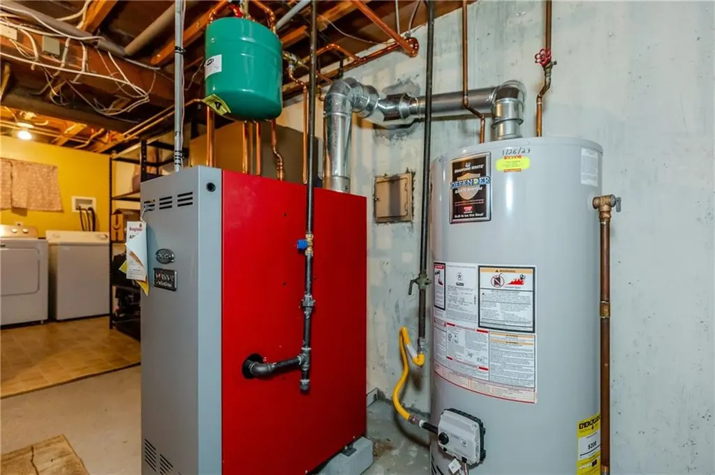 17 Woodview Drive Cranston RI 02920