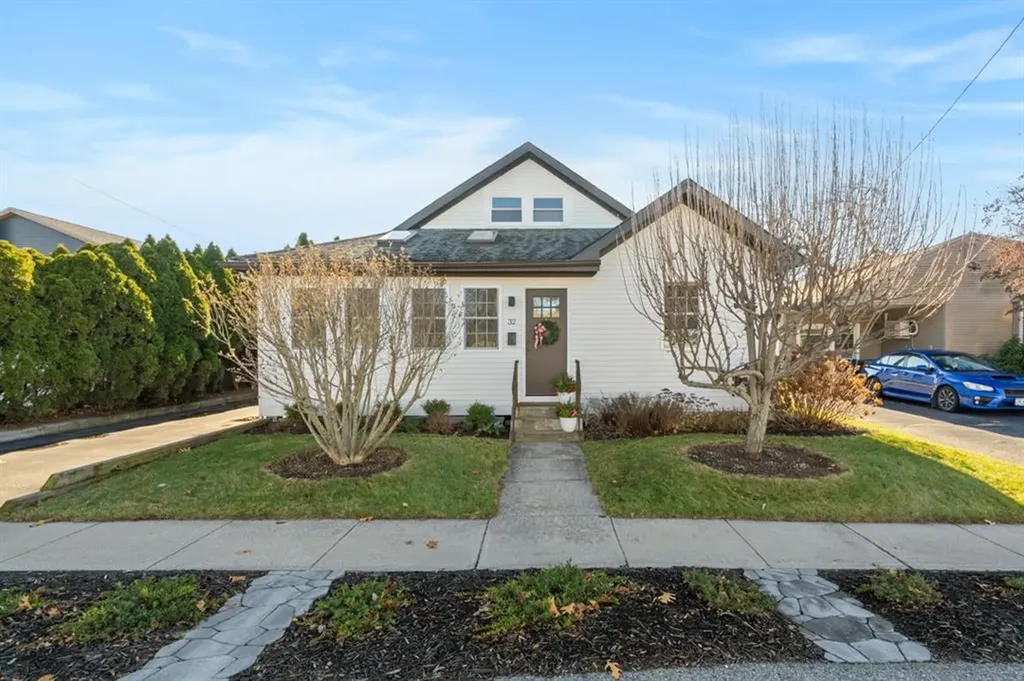 32 Country Club Drive Warwick RI 02888