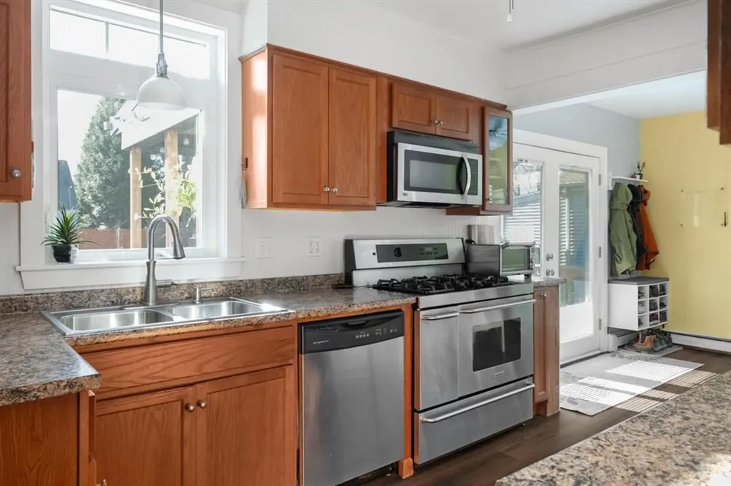 32 Country Club Drive Warwick RI 02888