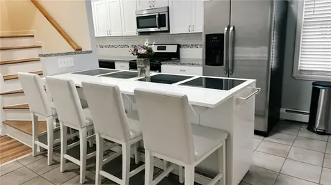 71 Waller Street Providence RI 02908