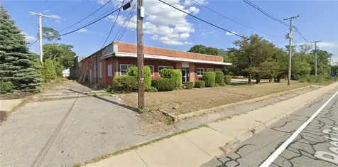 5810 Post Road Warwick RI 02818