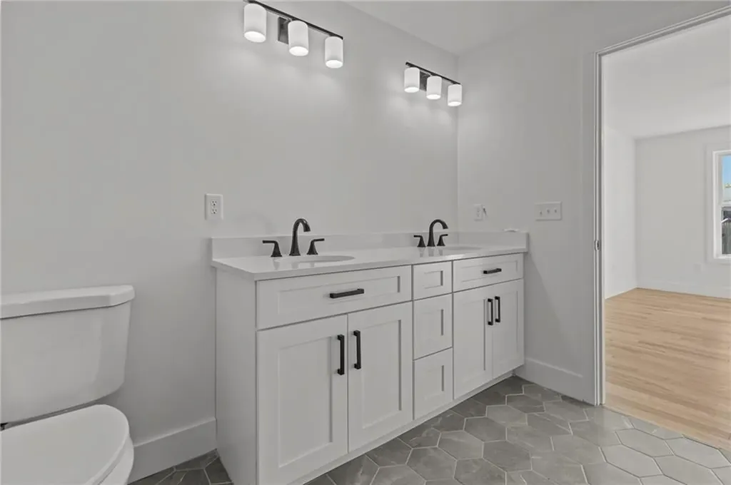 700 Sandy Lane Warwick RI 02889