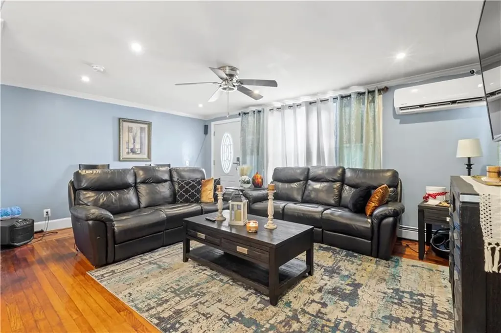 236 Gallatin Street Providence RI 02907