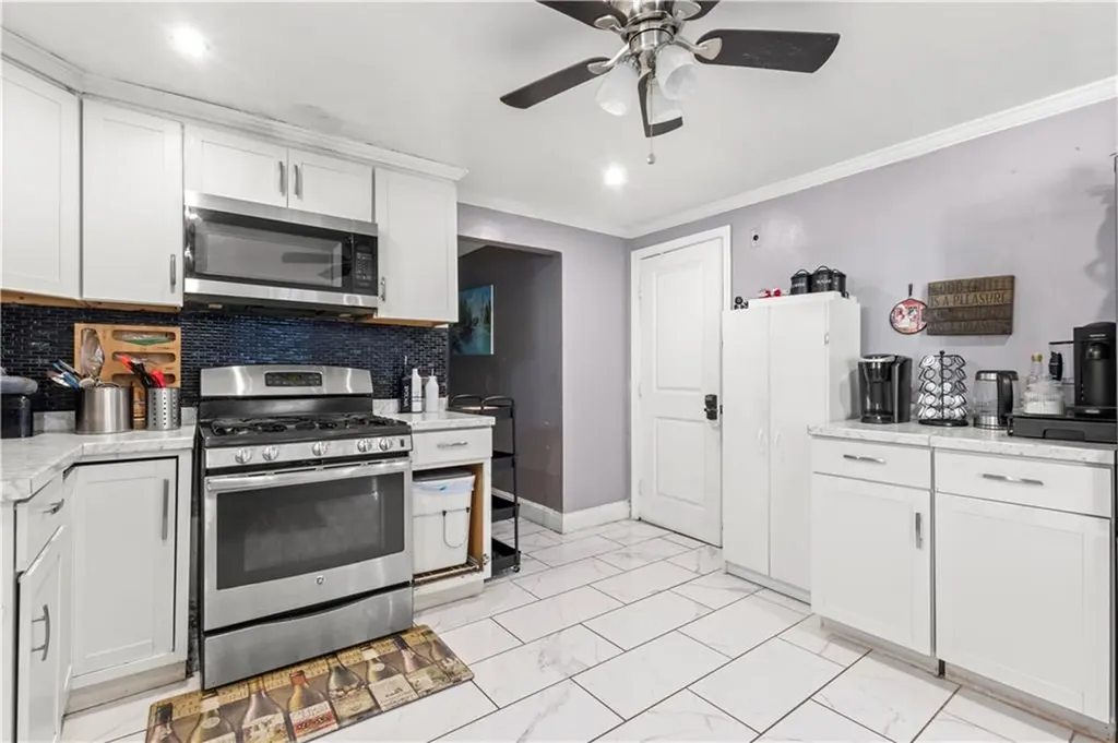 236 Gallatin Street Providence RI 02907