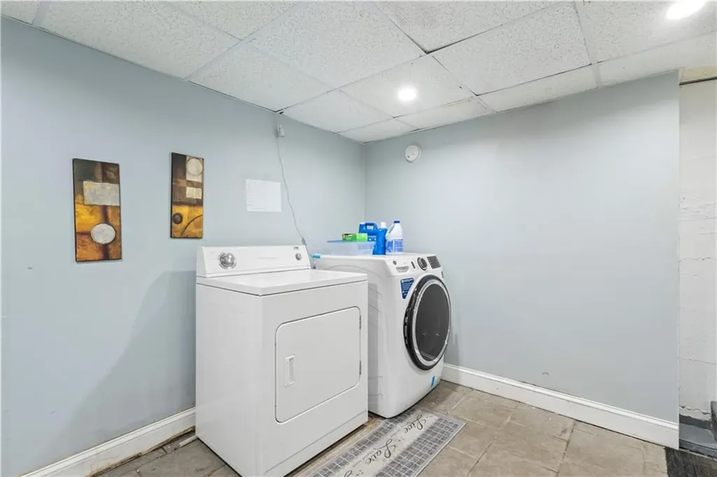 236 Gallatin Street Providence RI 02907