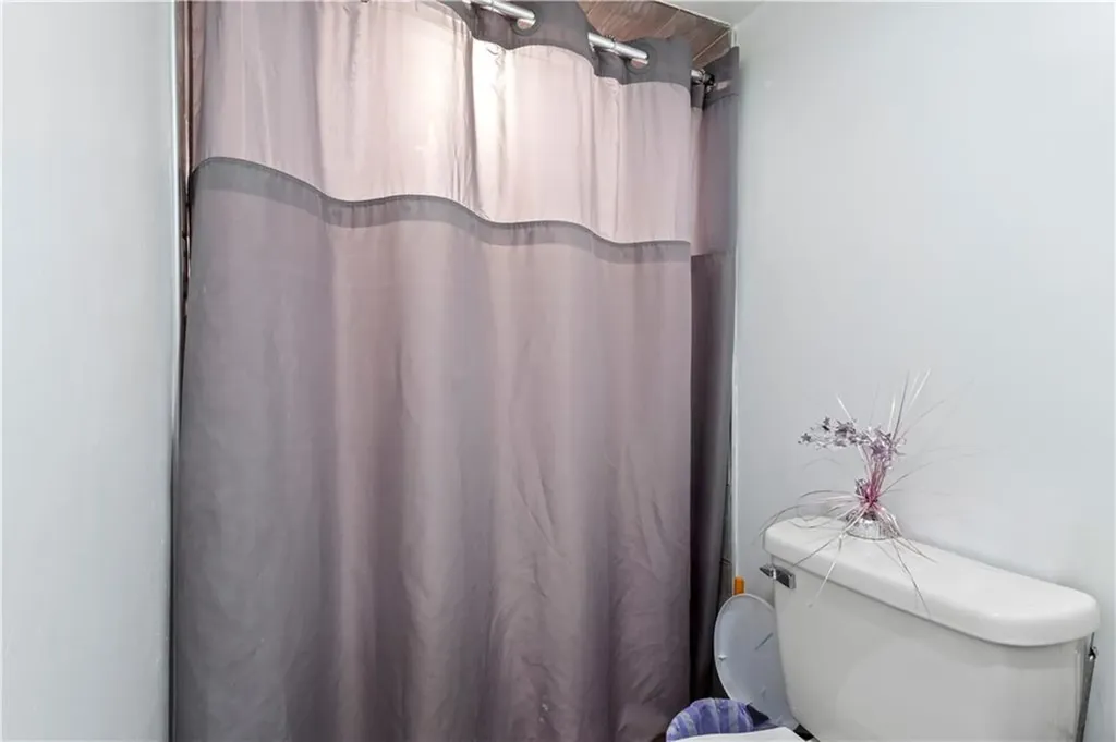 236 Gallatin Street Providence RI 02907