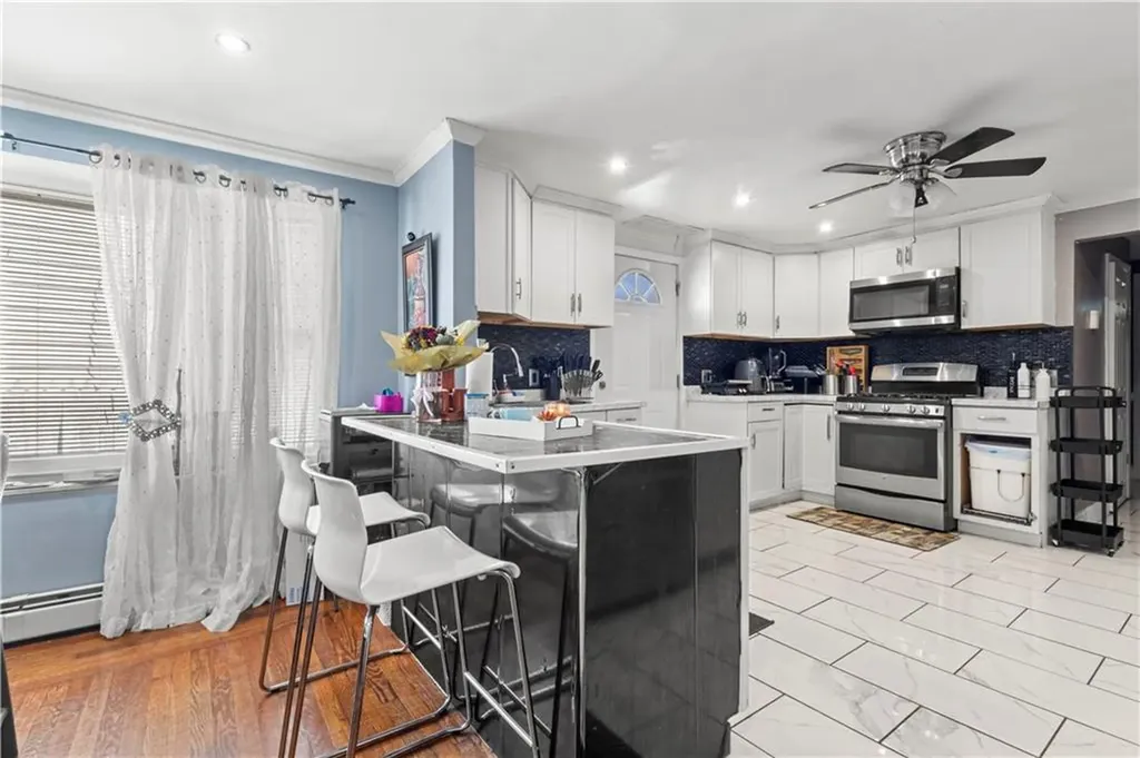 236 Gallatin Street Providence RI 02907