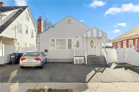 236 Gallatin Street Providence RI 02907