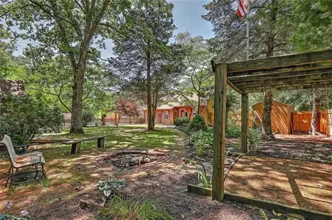 10 Narrow Lane Charlestown RI 02813