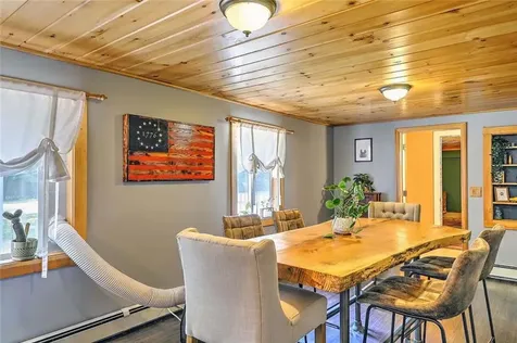 10 Narrow Lane Charlestown RI 02813