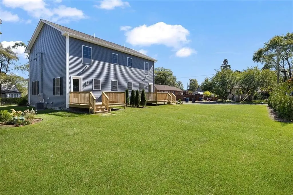 71 Pinehurst Avenue Warwick RI 02889