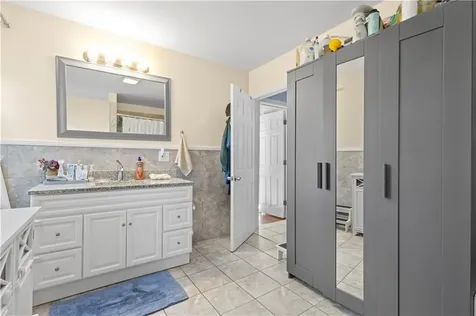 136 Windmill Street Pawtucket RI 02860