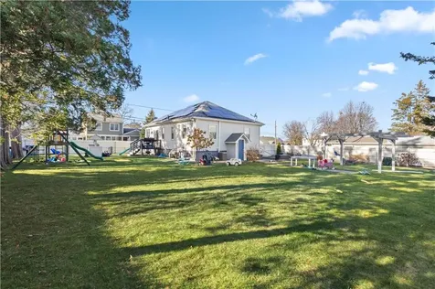 136 Windmill Street Pawtucket RI 02860