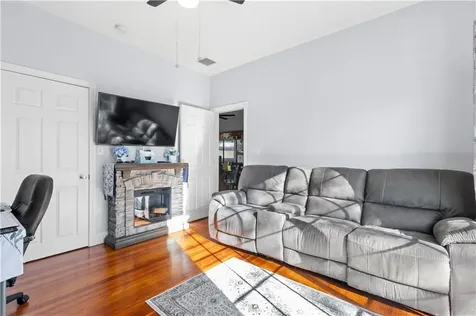 136 Windmill Street Pawtucket RI 02860