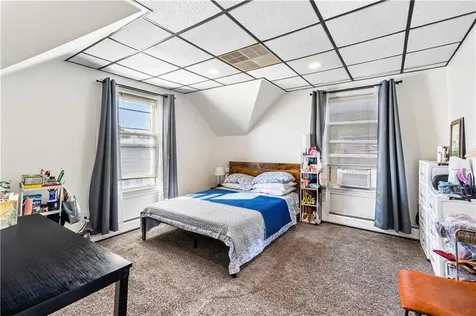 574 Central Avenue Pawtucket RI 02861