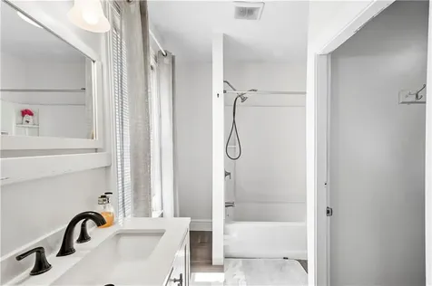 574 Central Avenue Pawtucket RI 02861