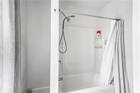 574 Central Avenue Pawtucket RI 02861