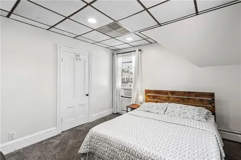 574 Central Avenue Pawtucket RI 02861