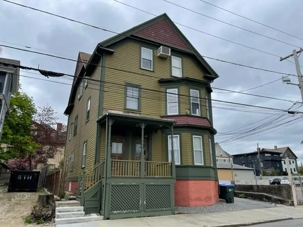 94 Grove Street Providence RI 02909