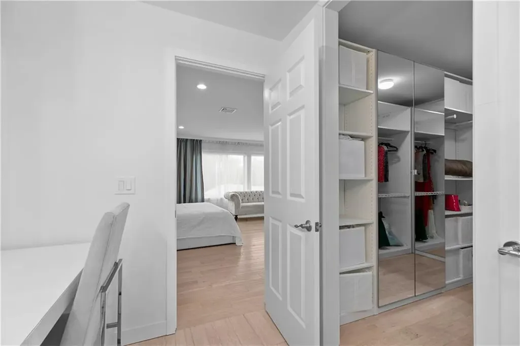 27 Weatherly Avenue Newport RI 02840
