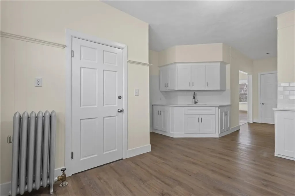 41 Almy Street Providence RI 02909