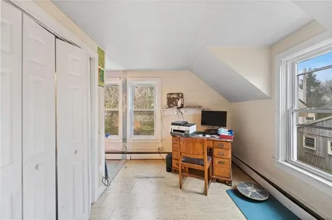 39 Hazard Avenue South Kingstown RI 02879