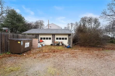 39 Hazard Avenue South Kingstown RI 02879